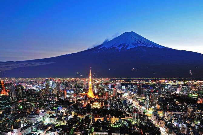 Tokyo skyline.